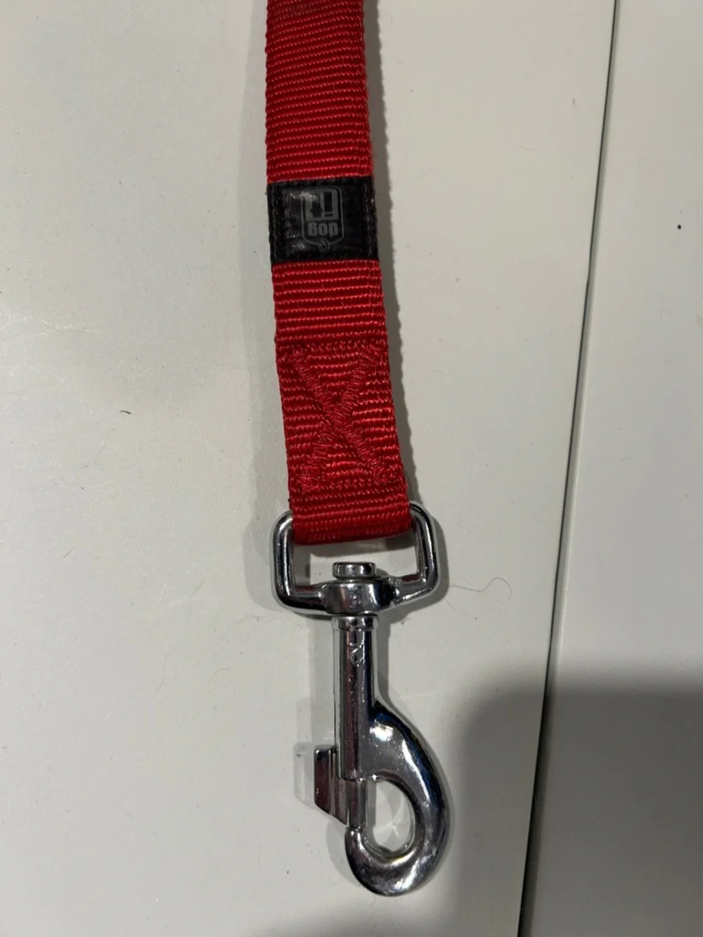 Red Dog Leash - Durable Nylon Lead - Picture 2 of 3